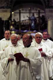 grupo-de-sacerdotes