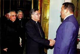 Chávez-con-obispos