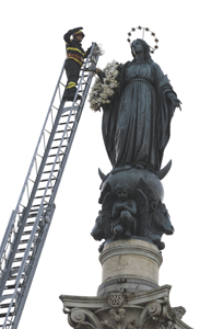 estatua Inmaculada Concepcion Plaza de España - Roma