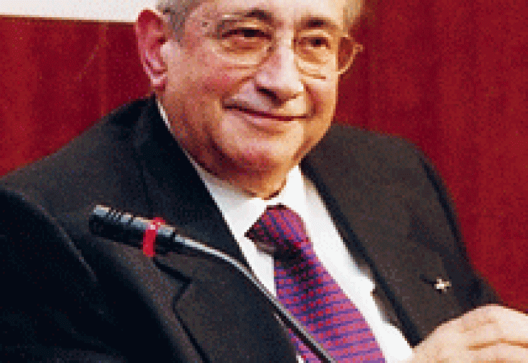 Francesc Abel jesuita experto en Bioética