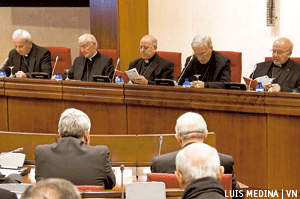 Obispos en Asamblea Plenaria inauguración abril de 2012