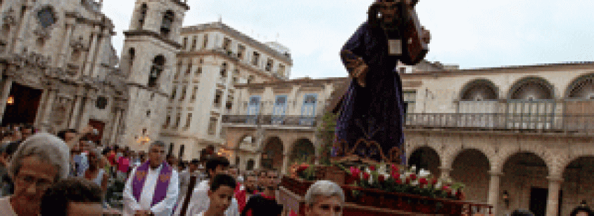 procesión religiosa en Viernes Santo en La Habana Cuba