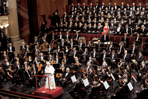 papa Benedicto XVI en VII Encuentro Mundial Familias Milán concierto Teatro alla Scala