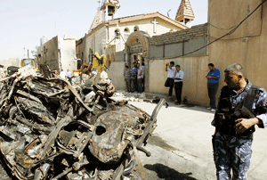atentado con bomba delante de una iglesia en Irak