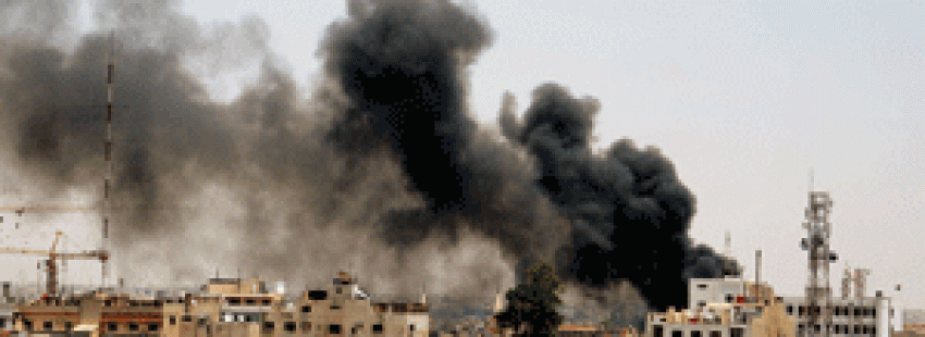 columna de humo en los conflictos en Siria