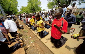 cristianos rezando en Sudán del Sur