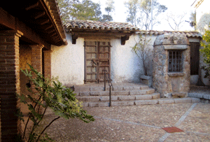 patio del monasterio de Solius