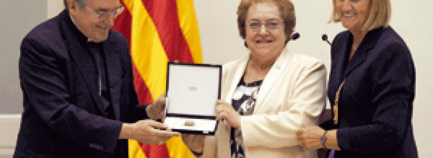 Parlament de Cataluña entrega premio a Cáritas, cardenal Lluís Martínez Sistach