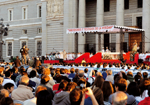 eucaristía de apertura de Misión Madrid en la catedral de la Almudena