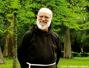 Raniero Cantalamessa predicador de la Casa Pontificia