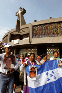 caravana de madres de migrantes centroamericanos buscando a hijos desaparecidos