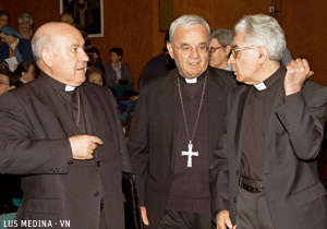 Vicente Jiménez, Renzo Fratini y Elías Royón 19 Asamblea CONFER noviembre 2012