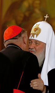 patriarca ortodoxo ruso Kirill y Josef Michalik presidente obispos polacos