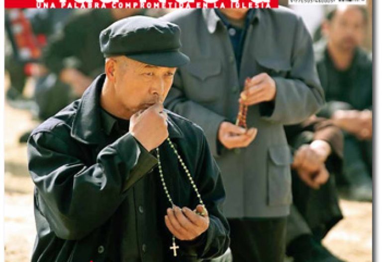 Portada Vida Nueva Católicos en China enero 2013