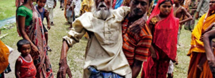 cristiano perseguido en la India es llevado a un campo de refugiados