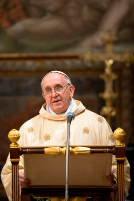 papa Francisco en su primera misa 14 marzo 2013 Capilla Sixtina