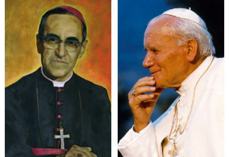 monseñor Óscar Romero, arzobispo de San Salvador asesinado, y papa Juan Pablo II