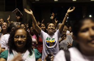 fieles celebran una misa en la cuenta atrás de los cien días para la JMJ Río 2013 