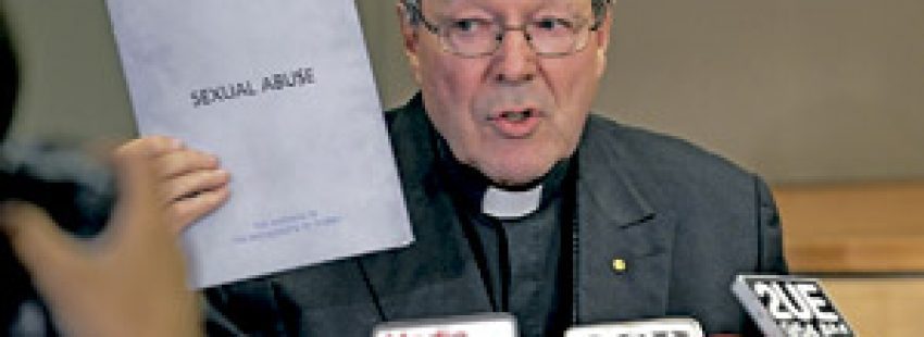 George Pell cardenal de Sydney comparece en la comisión parlamentaria que estudia casos de abusos
