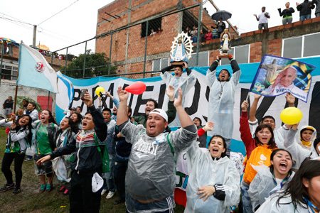 papa Francisco visita favela Manguinhos Comunidad Varginha JMJ Río 2013