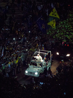 fiesta de acogida de los jóvenes playa de Copacabana JMJ Río 2013