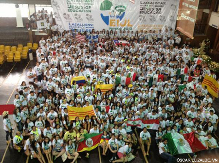 encuentro Internacional Lasallistas con 473 en jóvenes en la pre-jornada de la JMJ Rio 2013 en Niteroi 