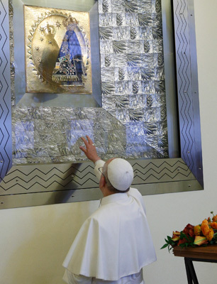 papa Francisco en el Santuario de la Virgen de Aparecida JMJ Río 2013