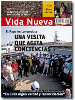 portada Vida Nueva Papa en Lampedusa 2856 julio 2013 p