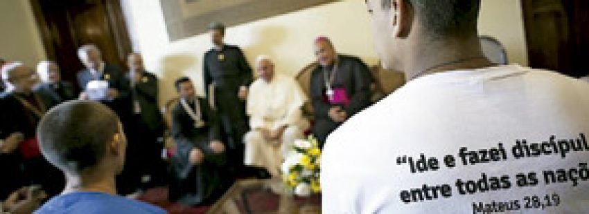 papa Francisco en el encuentro con jóvenes reclusos JMJ Río 2013