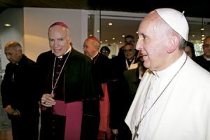 Carlos Aguiar, presidente del CELAM, y papa Francisco
