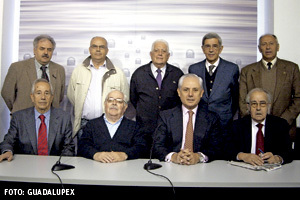 miembros de la Junta de la asociación cívica Guadalupex. Foto: Guadalupex