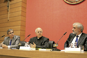 Ricardo Blázquez, arzobispo de Valladolid, presenta su libro Del Vaticano II a la nueva evangelización, Sal Terrae, en la Universidad Pontificia Comillas