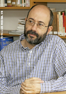 Daniel Izuzquiza, SJ, director del Centro de Reflexión Alberto Hurtado