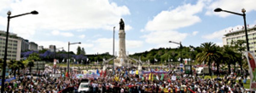 manifestación de trabajadores en las calles de Lisboa, Portugal