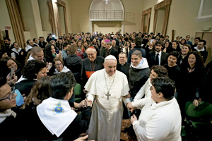 papa Francisco visita la parroquia romana del Sagrado Corazón