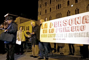 jornada de Oración por las víctimas de la crisis en León enero 2014