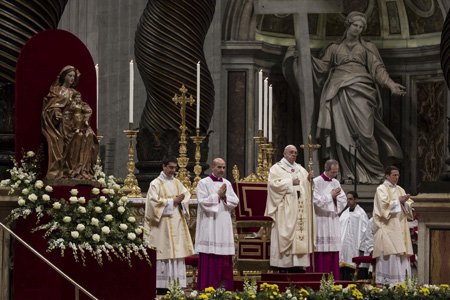 papa Francisco preside celebración en la Basílica de San Pedro Jornada de la Vida Consagrada 2 febrero 2014