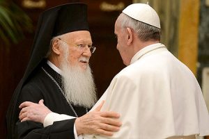 El papa Francisco y el patriarca Bartolomé en el Vaticano (2013).