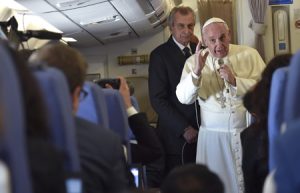 papa francisco avión papal filipinas