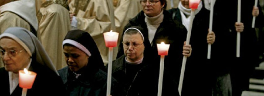 religiosos y religiosas en la celebración de la Jornada de la Vida Consagrada en el Vaticano 2 febrero 2015