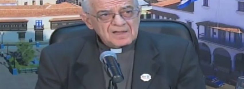 Federico Lombardi, portavoz de la Santa Sede en rueda de prensa en Santiago de Cuba lunes 21 septiembre 2015