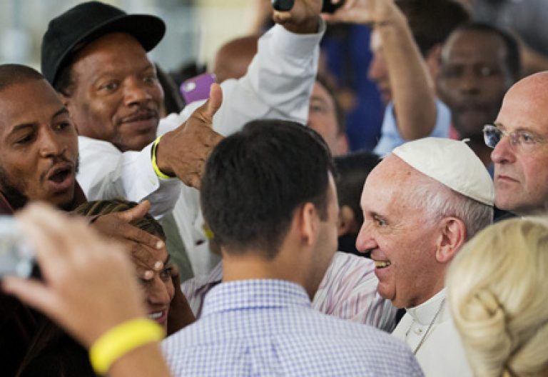 papa Francisco en el centro caritativo de la parroquia de St Patrick y encuentro con los sintecho Washington 24 septiembre 2015