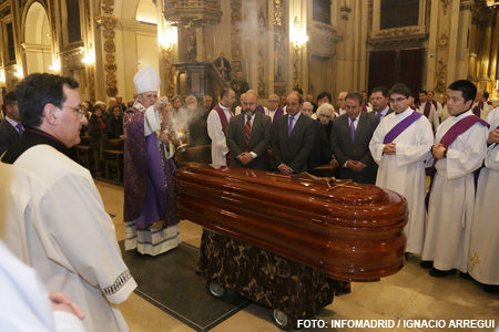 funeral por Alberto Iniesta en Madrid Colegiata de San Isidro, 4 enero 2015