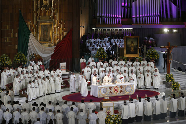 papa Francisco preside la misa en la Basílica de Guadalupe en Ciudad de México 13 febrero 2016