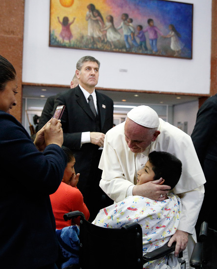 papa Francisco visita un hospital pediátrico en Ciudad de México 14 febrero 2016