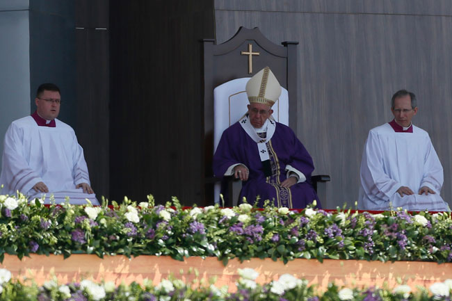 papa-misa-ecatepex-mexico-14-febrero-G