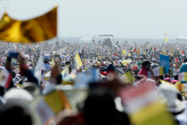 papa-misa-explanada-de-ecatepec-G