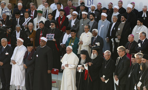 papa Francisco y líderes religiosos en la Jornada Mundia de Oración por la Paz Sed de Paz Asís 20 septiembre 2016