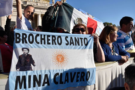 Argentinos celebran la canonización de José Gabriel del Rosario Brochero, “el Cura Brochero” 
