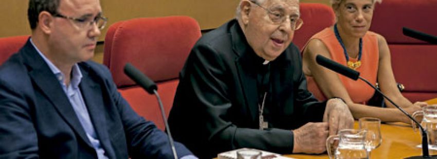 cardenal Antonio Maria Vegliò en un encuentro en Madrid con entidades eclesiales vinculadas a la pastoral de las migraciones organizado por la Universidad Pontificia Comillas octubre 2016